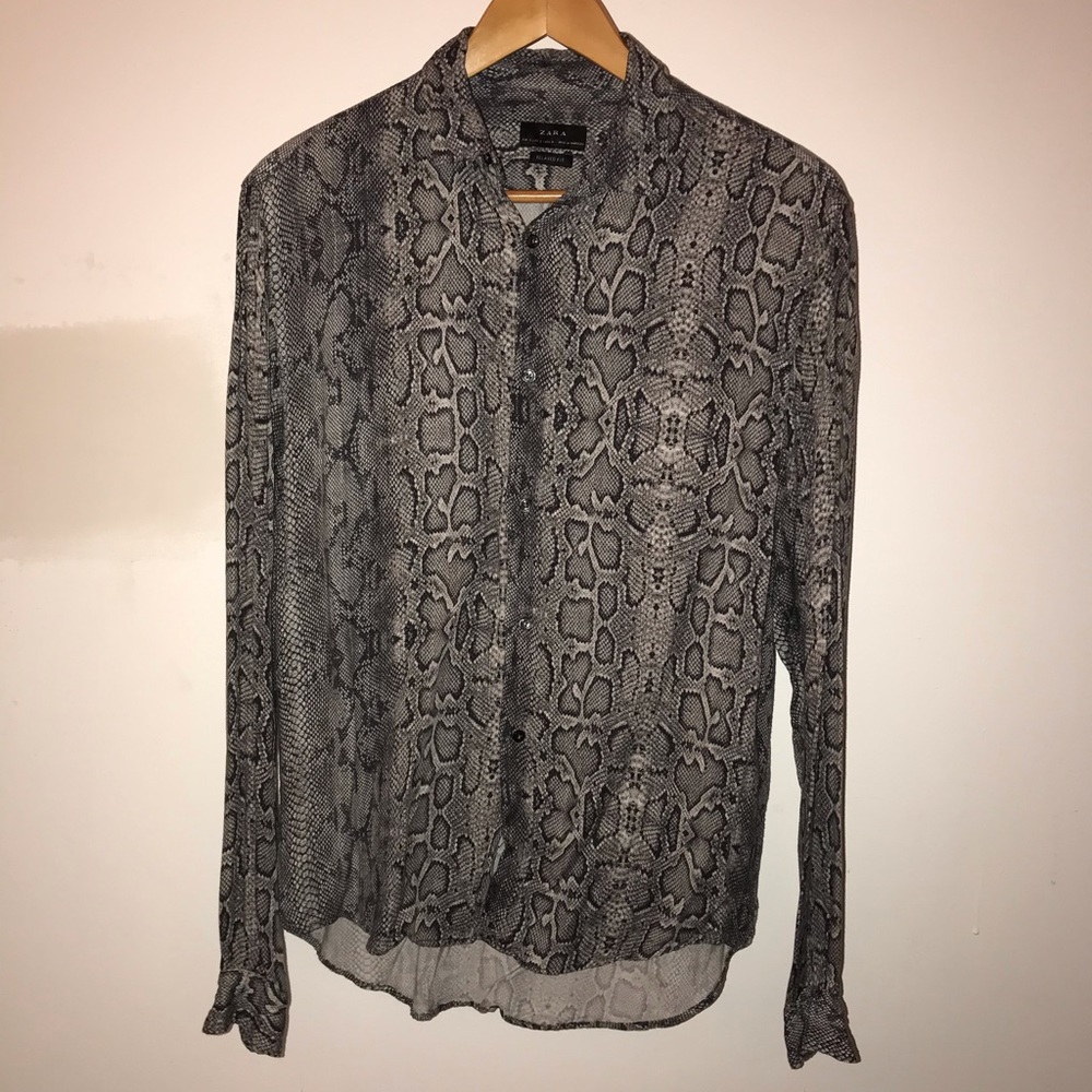 Unisex Zara Button Down Snake Print shirt 🐍
